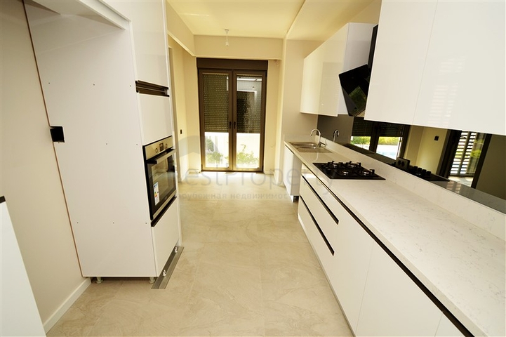 Квартиры 2+1 и 4+1 в комлексе в Гюзельоба Лара 