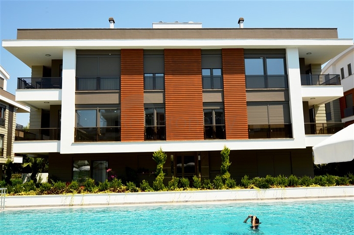 Квартиры 2+1 и 4+1 в комлексе в Гюзельоба Лара 