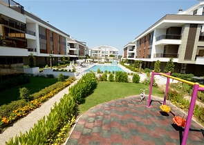 Квартиры 2+1 и 4+1 в комлексе в Гюзельоба Лара 