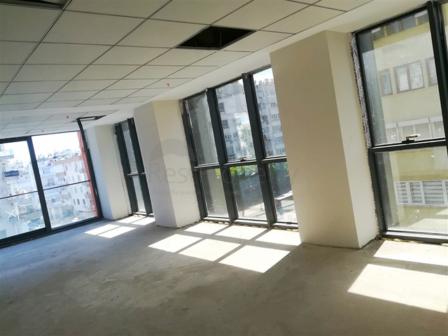 Офисы на продажу в центре города Анталии на ул.100 лет Бульвар