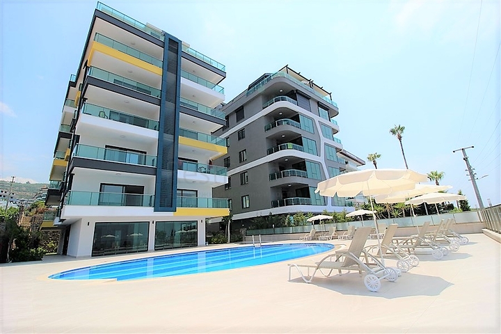 Уютная квартира 1+1 в комплексе на первой береговой линии