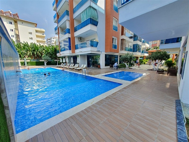 Светлая двухкомнатная квартира 