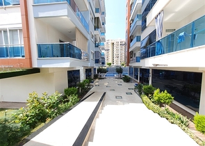 Светлая двухкомнатная квартира 