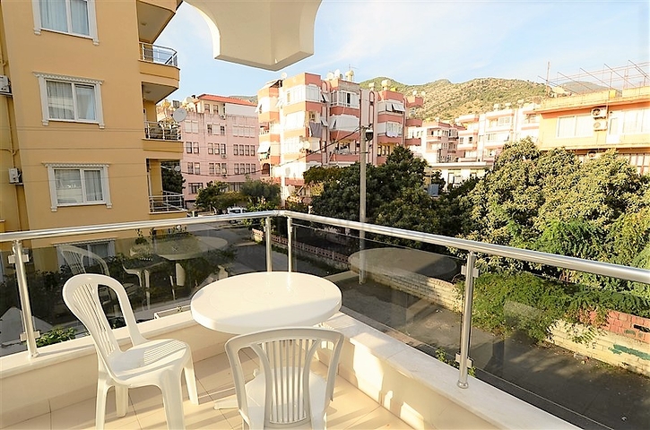 Двухкомнатная квартира в центре Алании