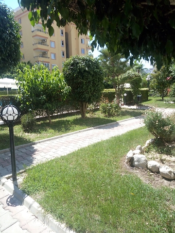 Трехкомнатная квартира на первой линии