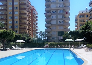 Трехкомнатная квартира на первой линии