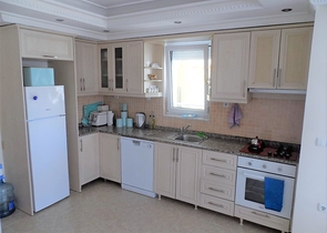 Трехкомнатная квартира на первой линии