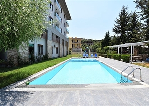 Просторные апартаменты с отдельной кухней в Оба