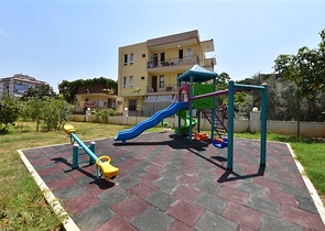 Просторные апартаменты с отдельной кухней в Оба