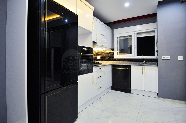 Меблированная квартира - пентхаус по доступной цене