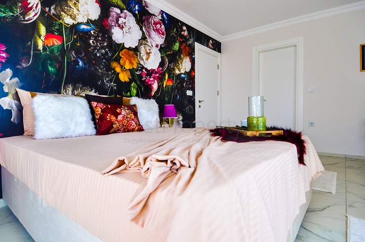 Меблированная квартира - пентхаус по доступной цене