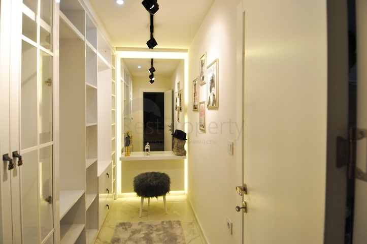 Меблированная квартира - пентхаус по доступной цене