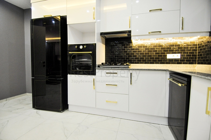 Меблированная квартира - пентхаус по доступной цене