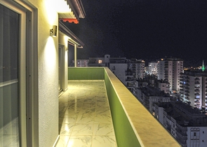 Меблированная квартира - пентхаус по доступной цене