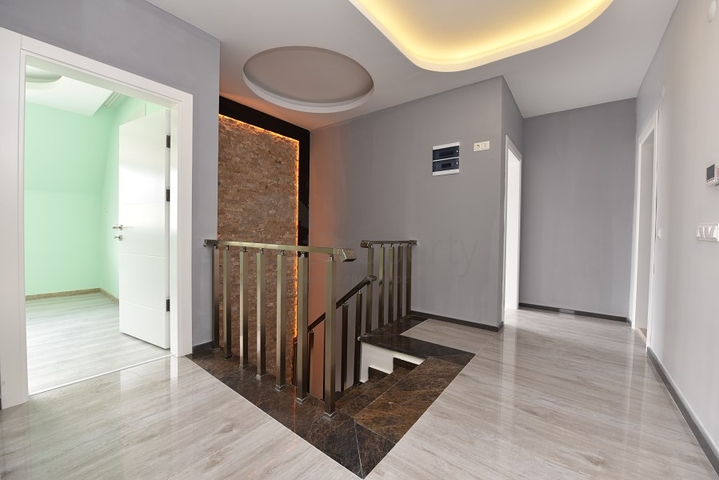 Красивый пентхаус в Махмутларе