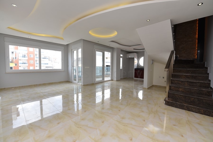 Красивый пентхаус в Махмутларе