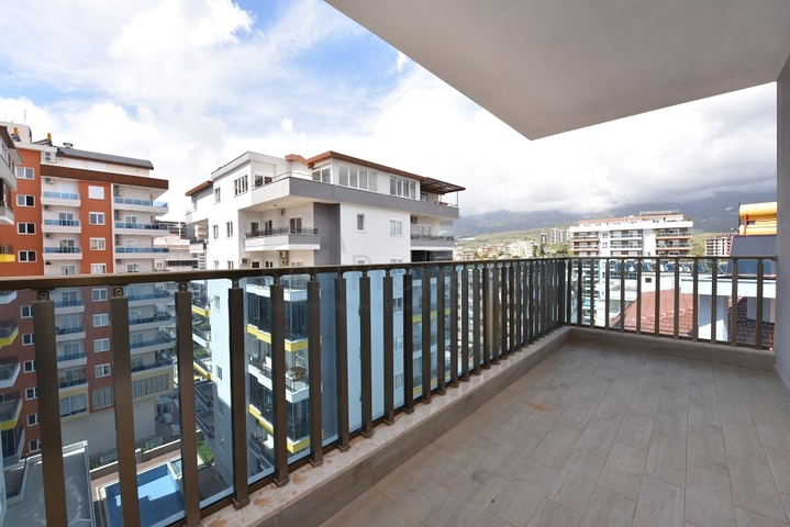 Красивый пентхаус в Махмутларе