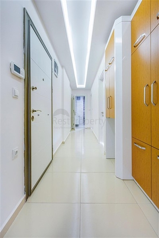 Просторная квартира 3+1 в Махмутларе