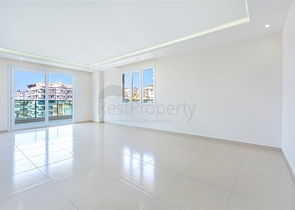 Просторная квартира 3+1 в Махмутларе