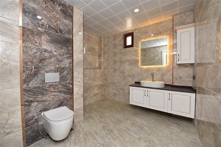 Двухэтажная вилла с видом на море