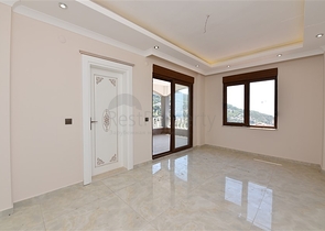 Двухэтажная вилла с видом на море