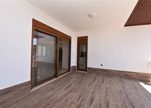 Двухэтажная вилла с видом на море