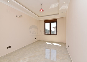 Двухэтажная вилла с видом на море