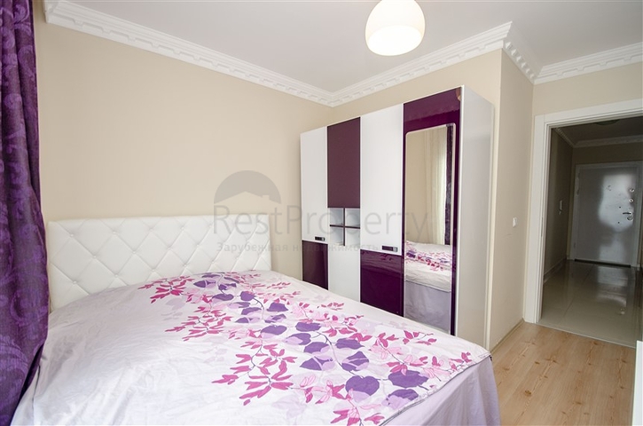 Квартира 2+1 с мебелью с видом на бассейн в Анталии