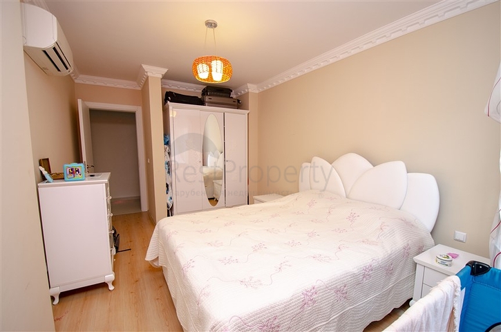 Квартира 2+1 с мебелью с видом на бассейн в Анталии