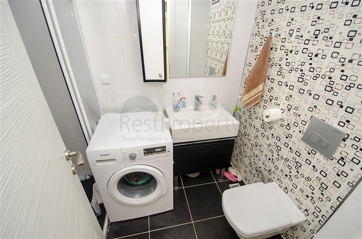 Квартира 2+1 с мебелью с видом на бассейн в Анталии