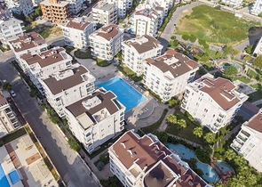 Квартира 2+1 с мебелью с видом на бассейн в Анталии