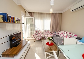 Квартира 2+1 с мебелью с видом на бассейн в Анталии