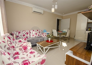 Квартира 2+1 с мебелью с видом на бассейн в Анталии