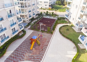 Квартира 2+1 с мебелью с видом на бассейн в Анталии