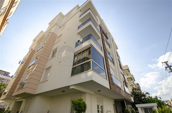 Трехкомнатная квартира с мебелью в Лимане Коньяалты Анталья