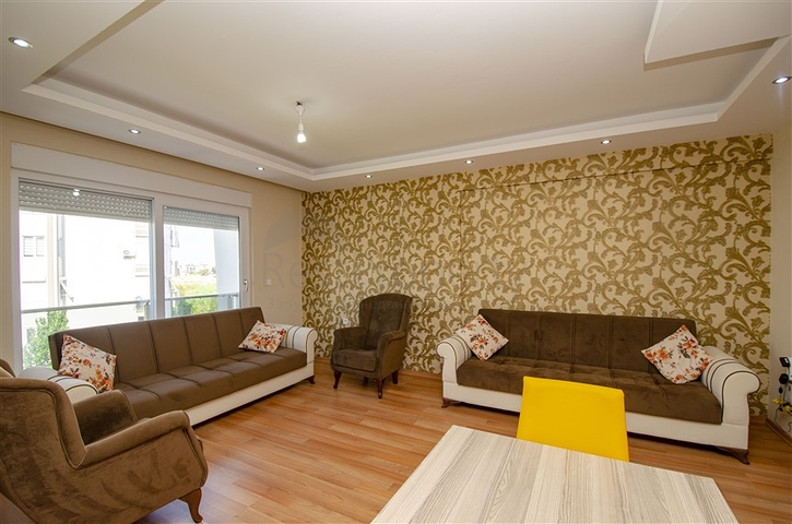 Трехкомнатная квартира с мебелью в Лимане Коньяалты Анталья