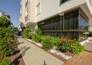 Трехкомнатная квартира с мебелью в Лимане Коньяалты Анталья