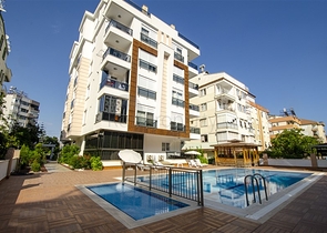 Трехкомнатная квартира с мебелью в Лимане Коньяалты Анталья