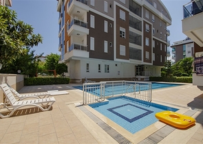 Пентхаус 5+1 с мебелью в 150 метрах от моря в Анталии