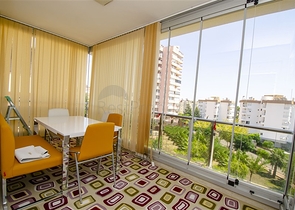 Пентхаус 5+1 с мебелью в 150 метрах от моря в Анталии