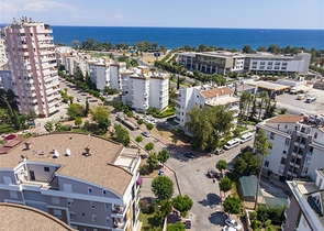 Пентхаус 5+1 с мебелью в 150 метрах от моря в Анталии