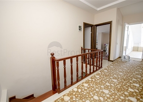 Пентхаус 5+1 с мебелью в 150 метрах от моря в Анталии