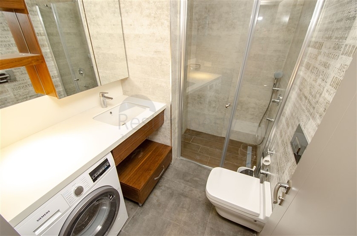 Квартира 1+1 с мебелью в районе Унжалы Коньяалты Анталья