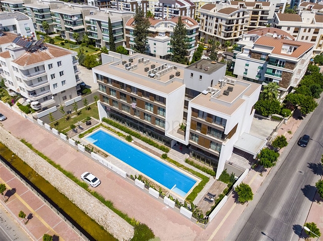 Квартира 1+1 с мебелью в районе Унжалы Коньяалты Анталья