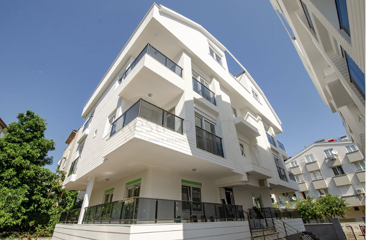 Комплекс 500 м до моря в районе Кушкаваи Коньяалты