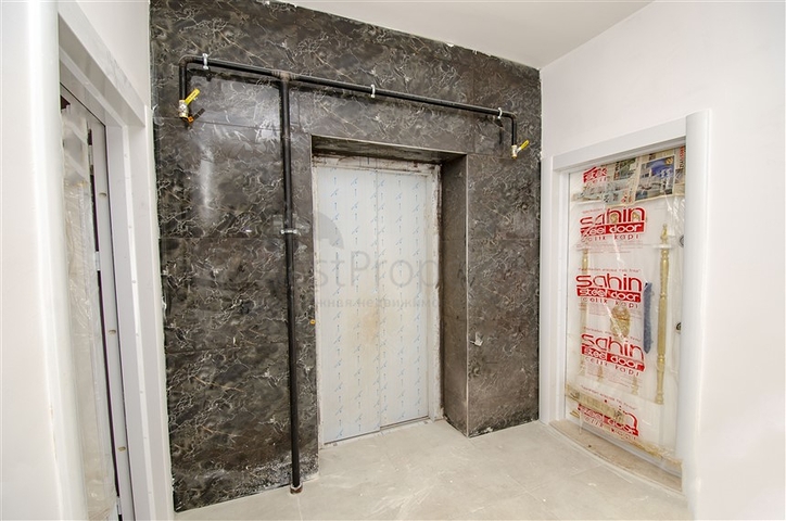 Комплекс 500 м до моря в районе Кушкаваи Коньяалты