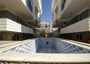 Комплекс 500 м до моря в районе Кушкаваи Коньяалты