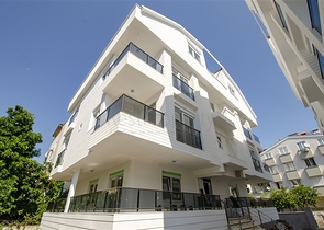 Комплекс 500 м до моря в районе Кушкаваи Коньяалты