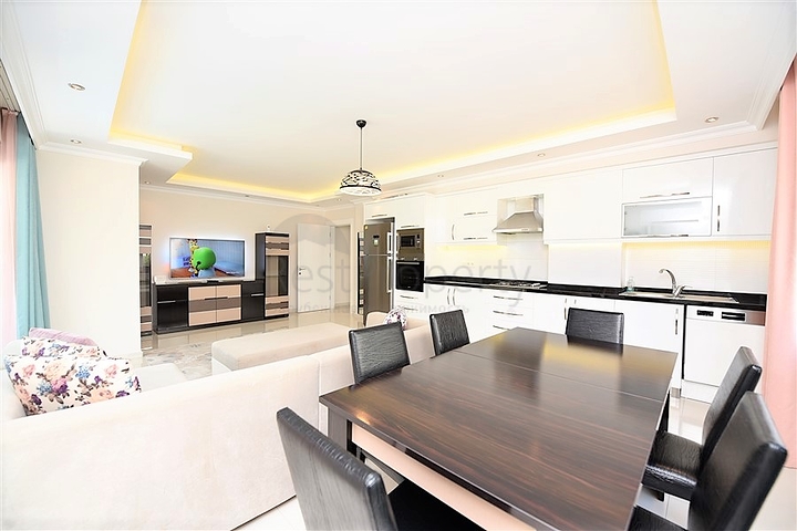 Просторная квартира 2+1 на аренду в европейском районе Алании