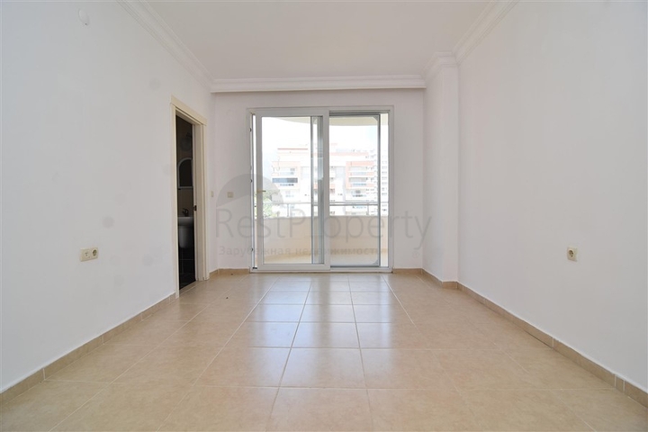 Просторные трехкомнатные апартаменты в Махмутлар